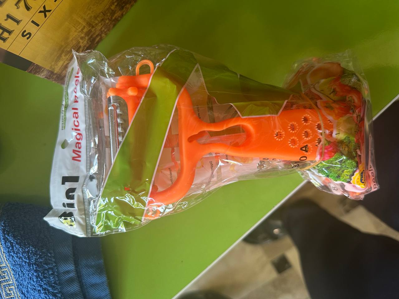 3-in-1 Magical Peeler ko‘p funksiyali oshxona pichog‘i